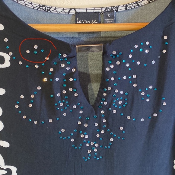 3/$15 La vanya- 3/4 Sleeve Top, S - Picture 12 of 12